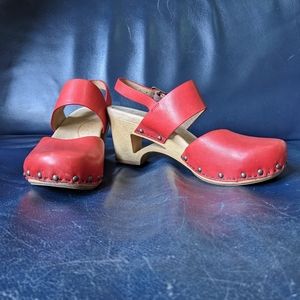 EUC Dansko Thea Clogs | Red Leather |Sculptural Cutout Heel | EU 37 / US 6.5-7